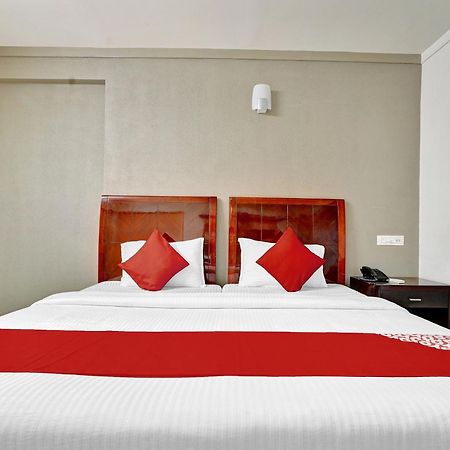 Hotel O Aec Residency Mararikulam Luaran gambar