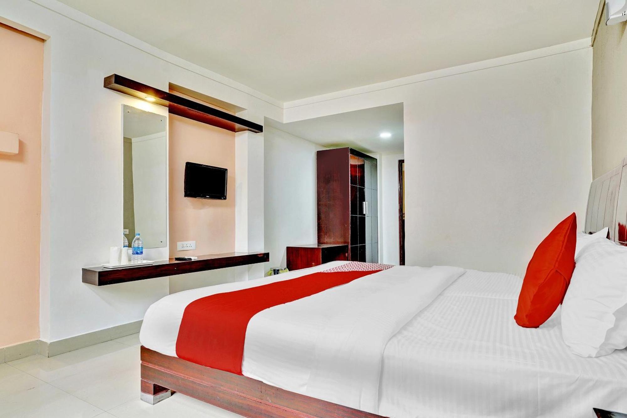 Hotel O Aec Residency Mararikulam Luaran gambar