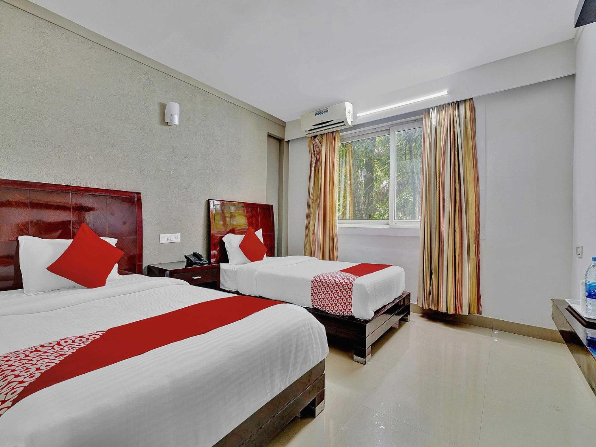 Hotel O Aec Residency Mararikulam Luaran gambar