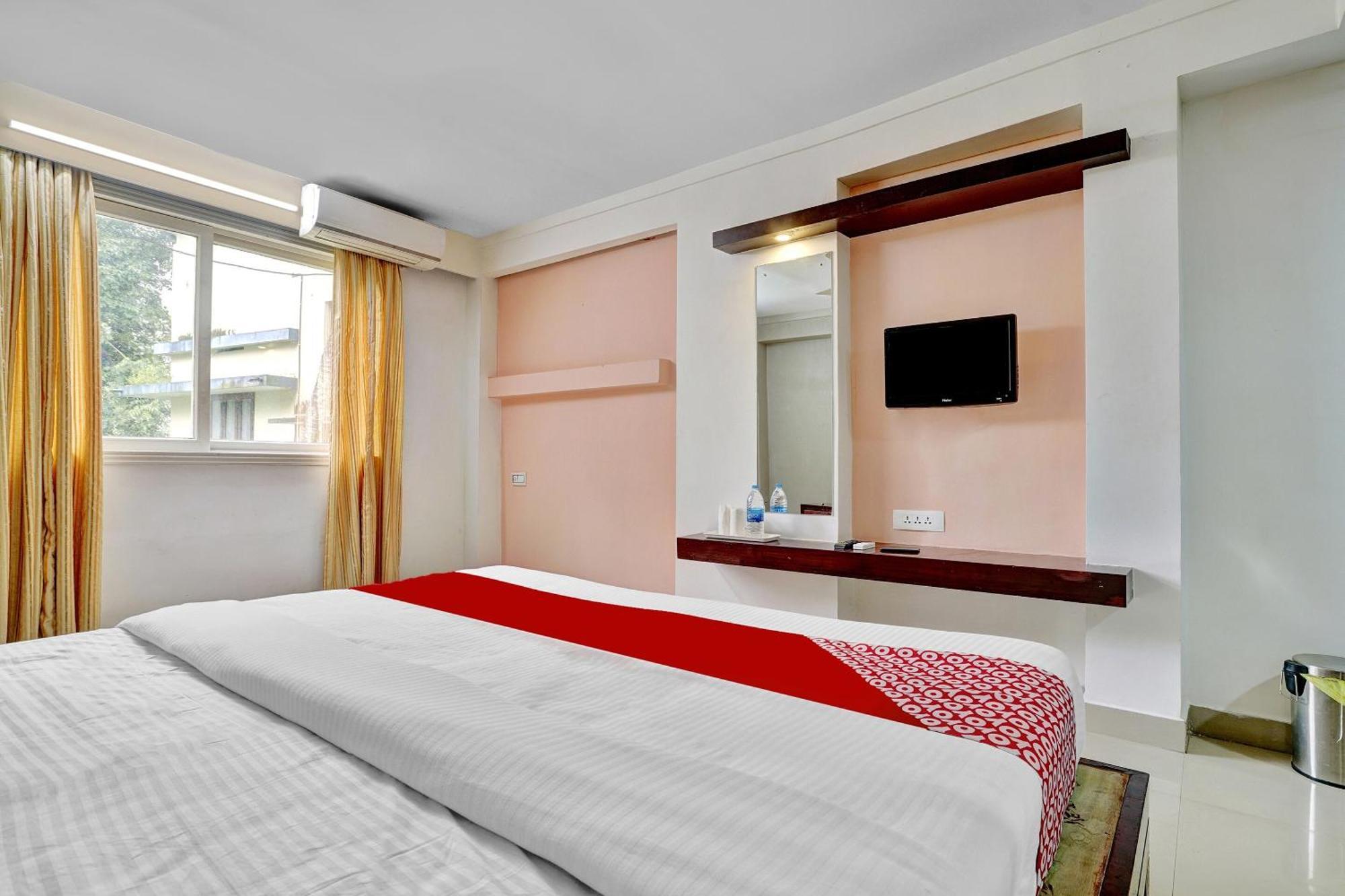 Hotel O Aec Residency Mararikulam Luaran gambar