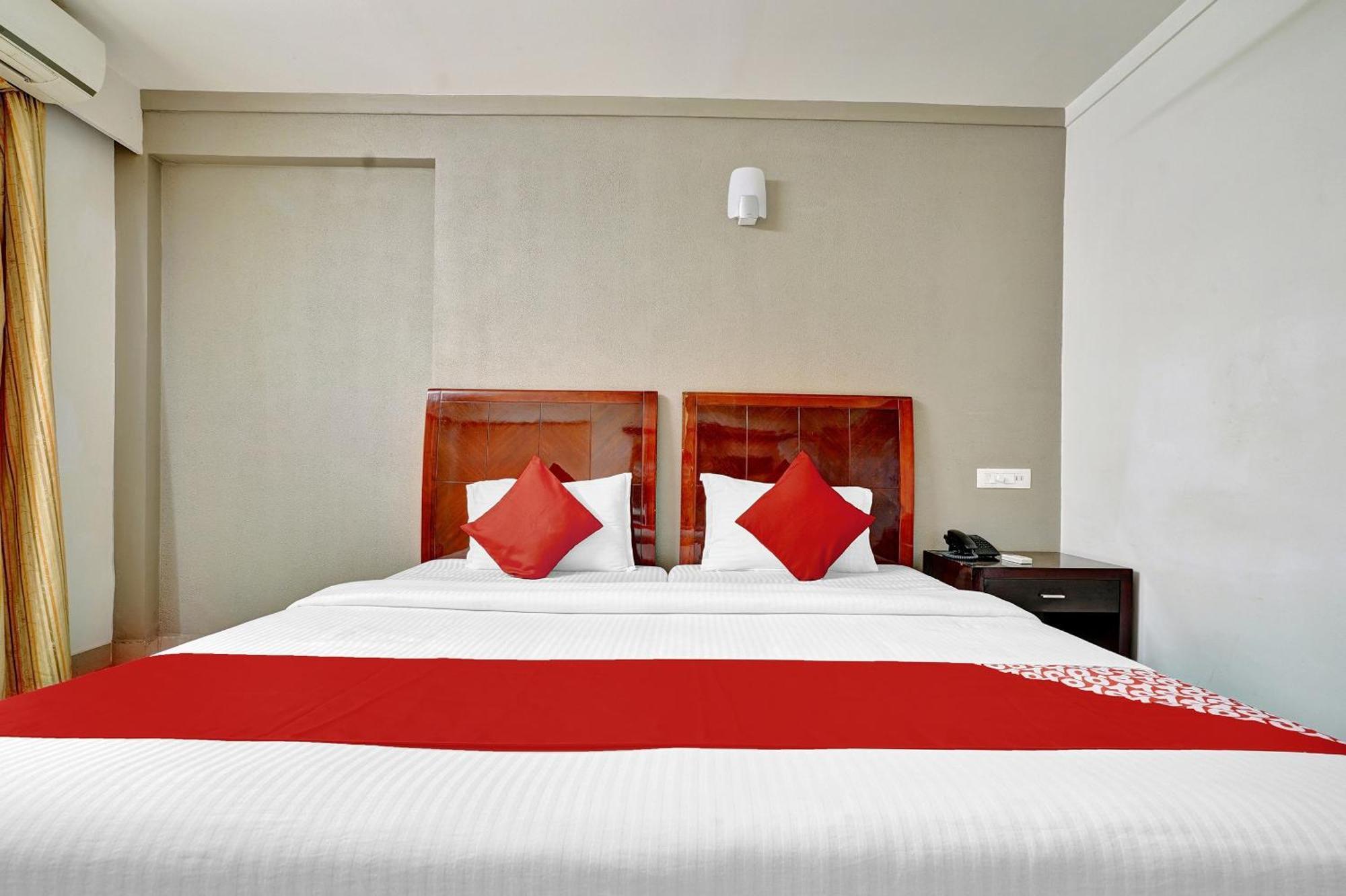 Hotel O Aec Residency Mararikulam Luaran gambar